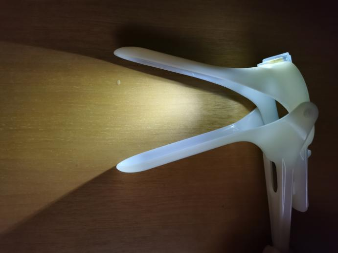 即毀式一次性使用無(wú)菌陰道擴(kuò)張器（光源系列）