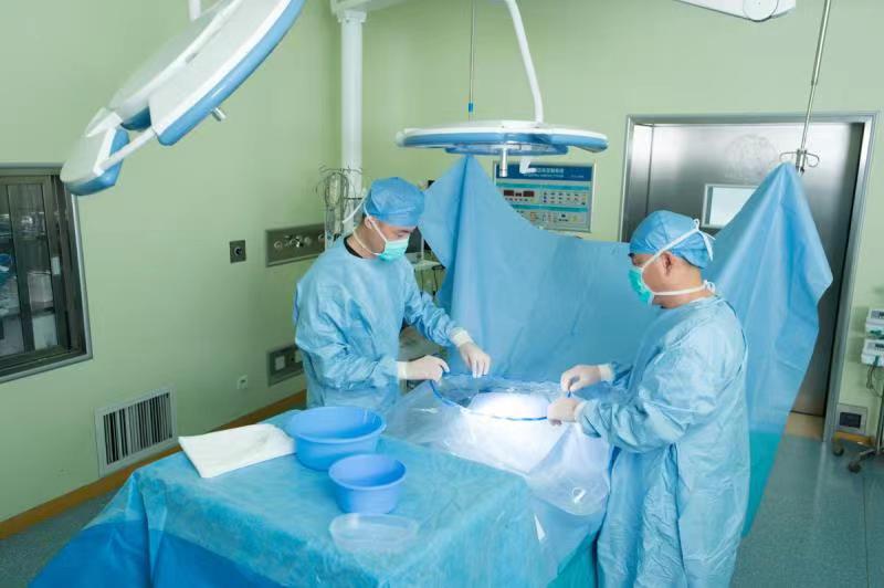 手術(shù)衣、手術(shù)包、臺布等